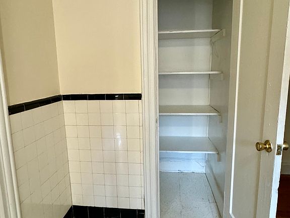 5th image of 1101 57th St #1R
