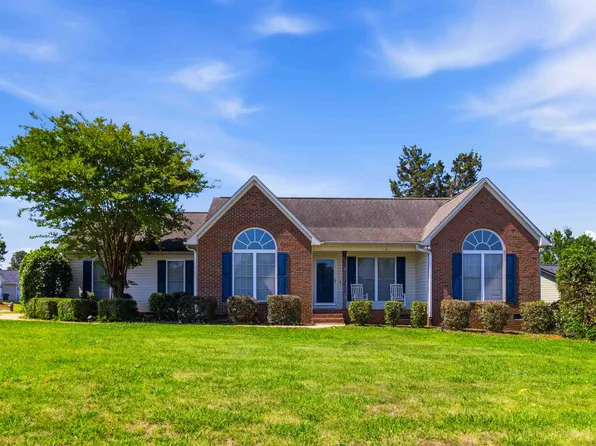 104 Harvest Ridge Dr, Inman, SC 29349
