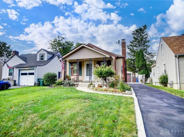 2833 White Oak Dr, Dayton, OH 45420