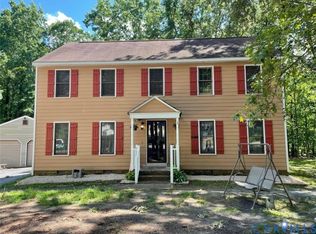 3913 Terjo Ln, Chester, VA 23831