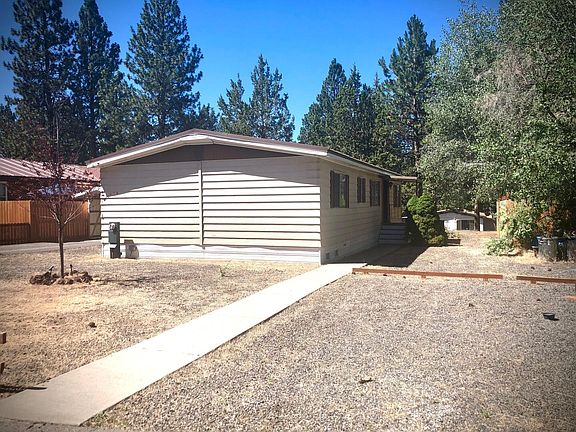 2nd image of 19550 Driftwood Ct #307