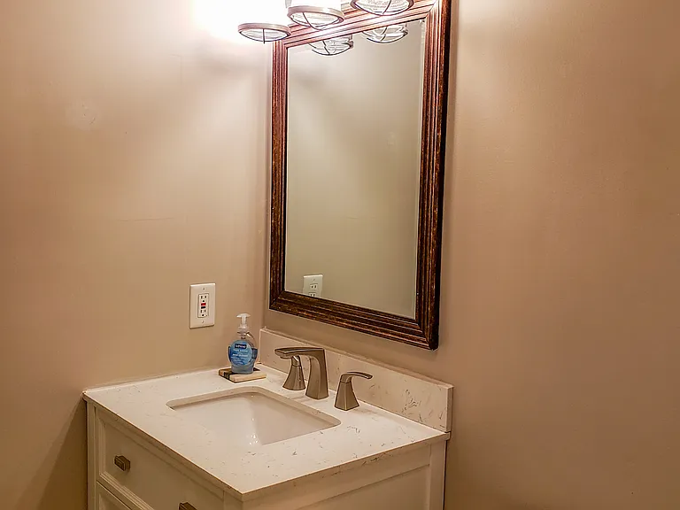 723 Skycliff Ct — Photo 22