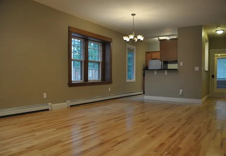 2515 Pleasant Ave #2 — Photo 5