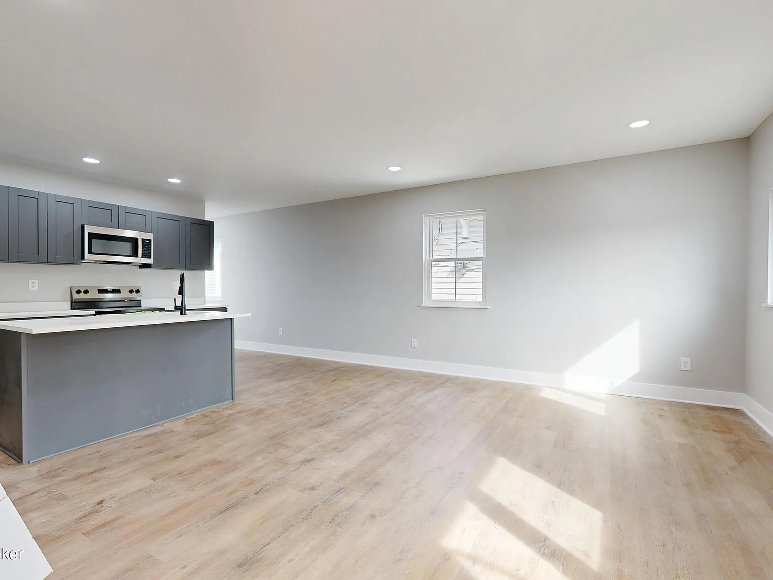 2 bed, 1.0 bath, 1000 sqft, $1,495 — Photo 4