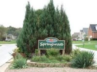 137 Springwood Dr, Hebron, IN 46341