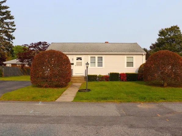 311 Rich St, Fall River, MA 02720