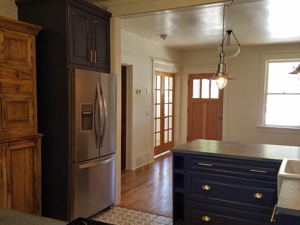 1st image of 365 N Quince St #B