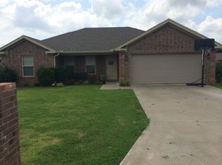102 Heritage Ln, Morrilton, AR 72110