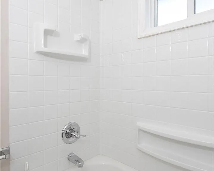 1108 Grand Blvd — Photo 11