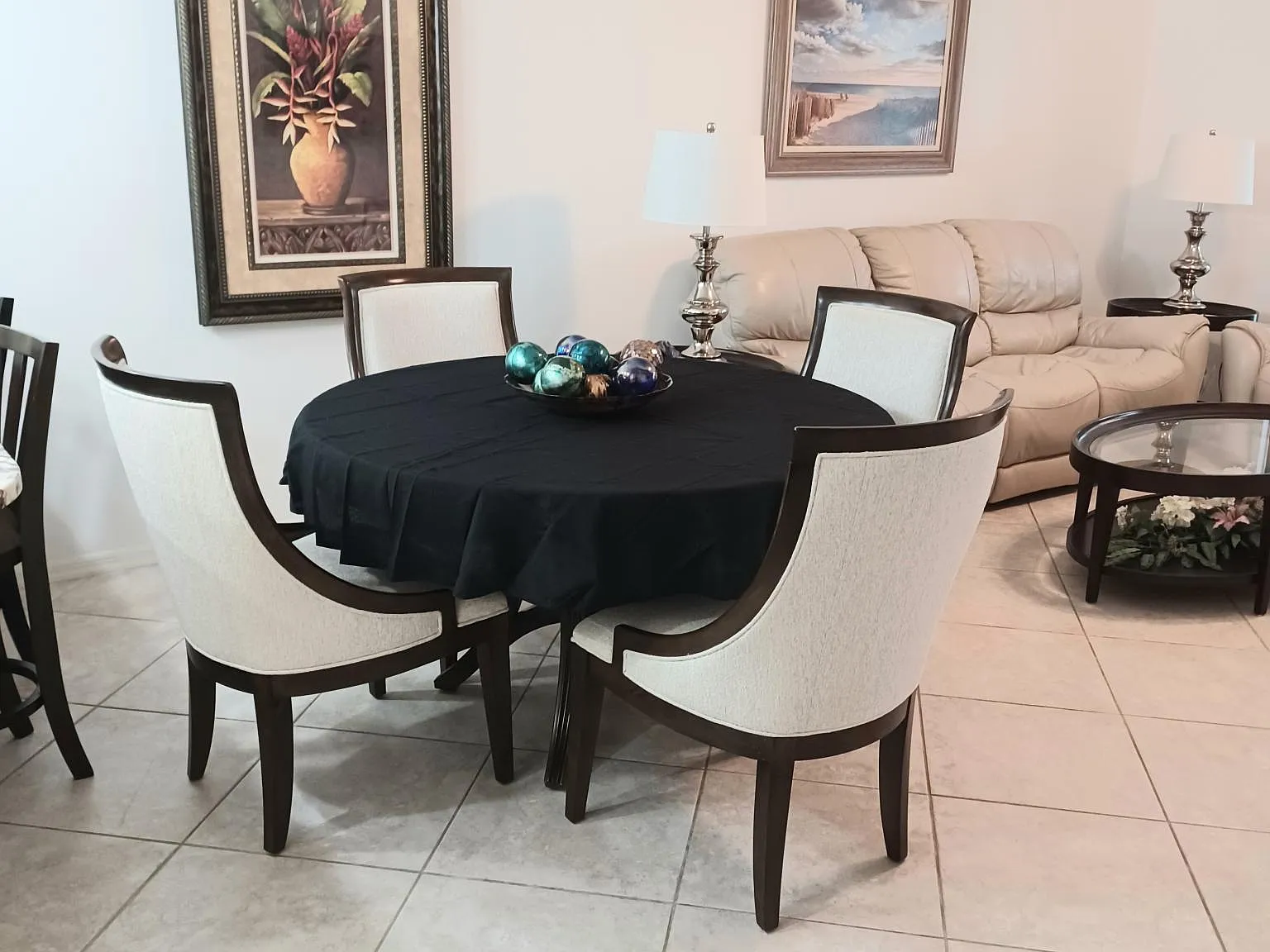 2 bed, 1112 sqft, $2,400 — Photo 3