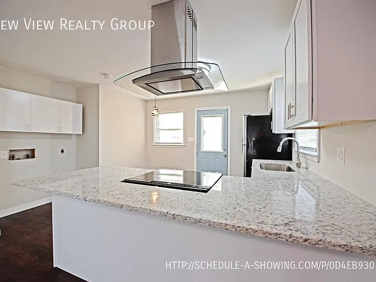 321 Hamilton Dr NE #1 — Photo 8