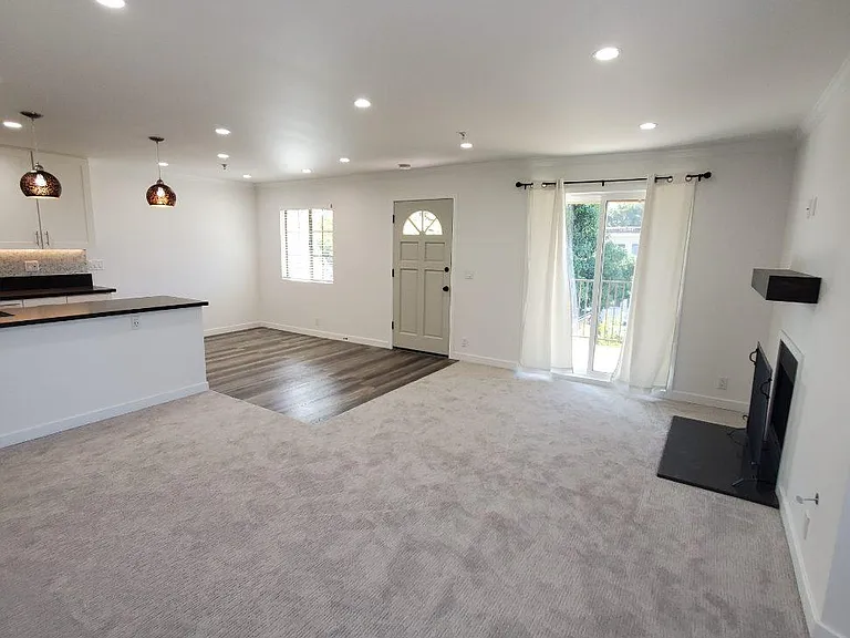 129 S Encinitas Ave #F — Photo 5