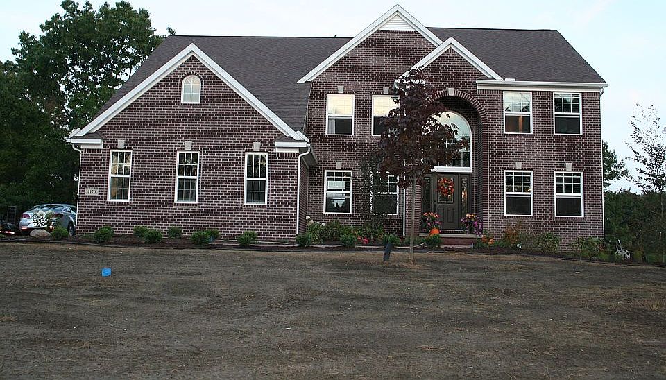 1st image of 4179 McKenna Dr