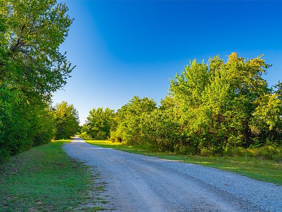 3rd image of 0 Hlavek Rd