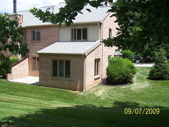 2nd image of 73 Militia Hill Dr