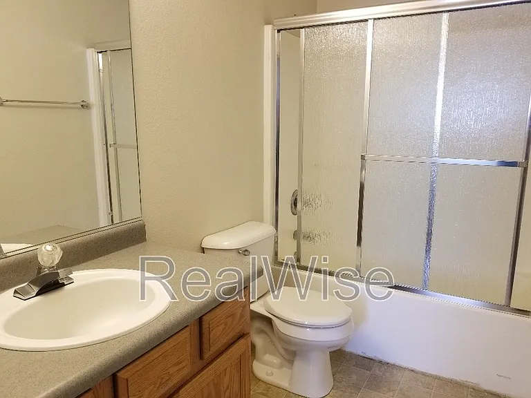1527 Hamilton Ln — Photo 22