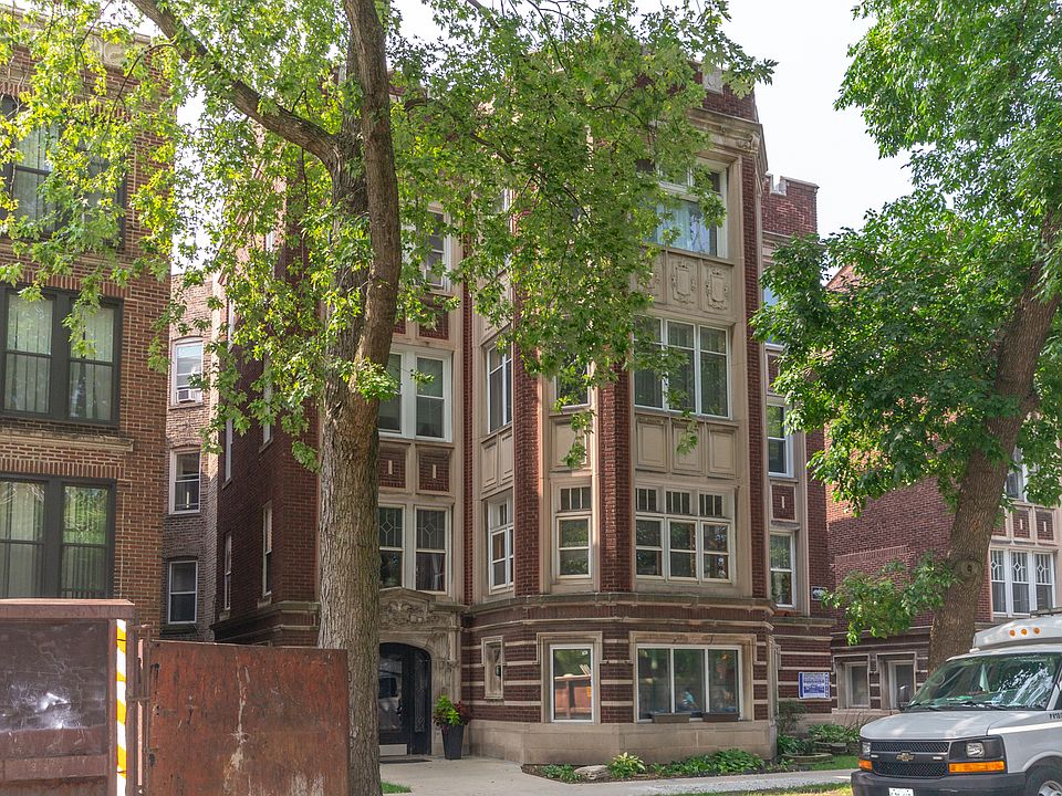1st image of 5018 S Woodlawn Ave APT 3N
