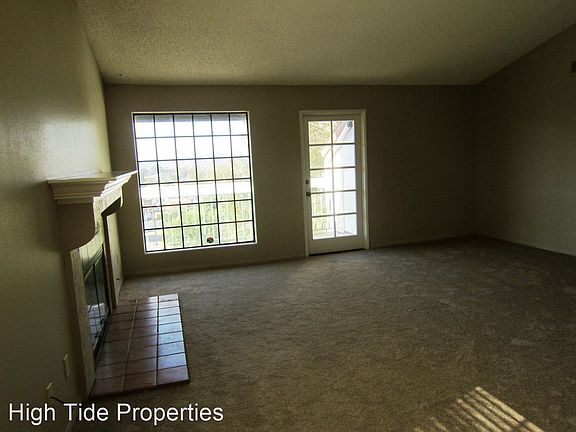 4th image of 16388 Avenida Venusto Unit E