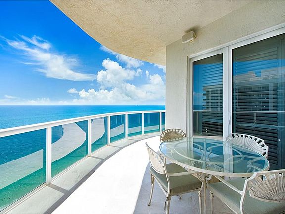 3rd image of 3100 N Ocean Boulevard #PH2709