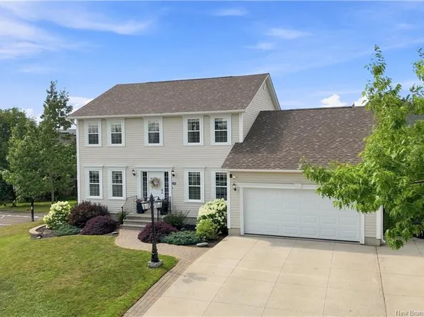 21 Shayla Ct, Fredericton, NB E3G 0N3