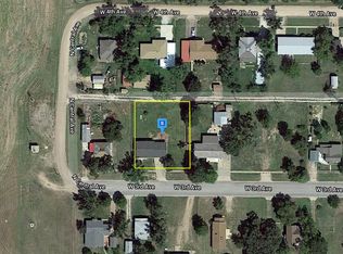 539 W 3rd Ave, Saint John, KS 67576