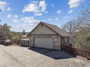 1171 N Grass Valley Rd, Lake Arrowhead, CA 92352