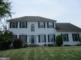 105 Arielle Dr, Newark, DE 19702