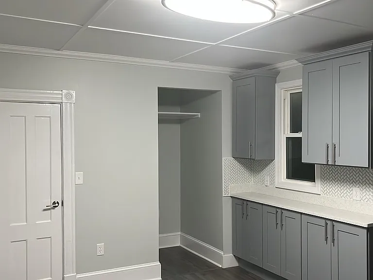 130 Perkins Ave #3 — Photo 3