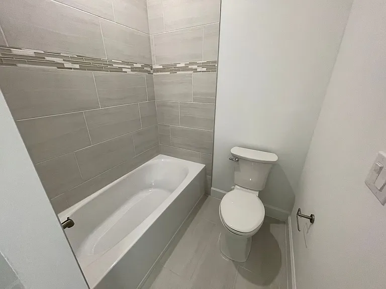 4101 Sonoma Oaks Cir — Photo 33