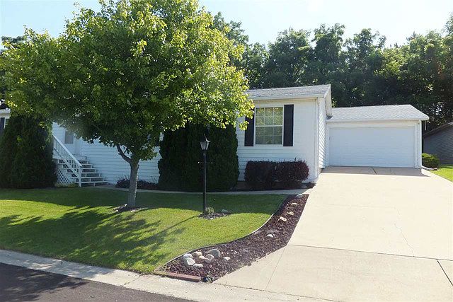 1st image of 8335 Hickory Tree Dr
