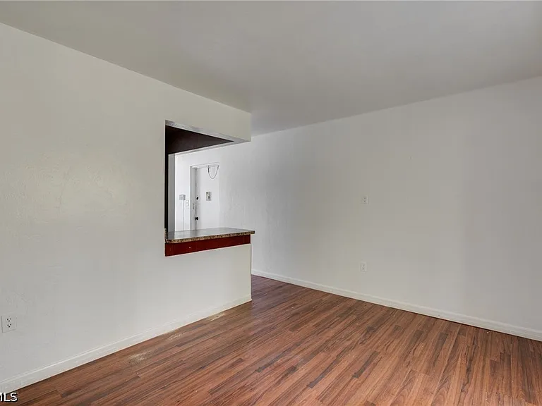2828 Jackson St #M5 — Photo 6