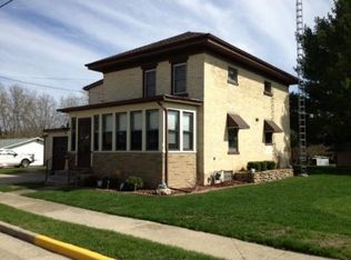 525 1st St, Clyman, WI 53016