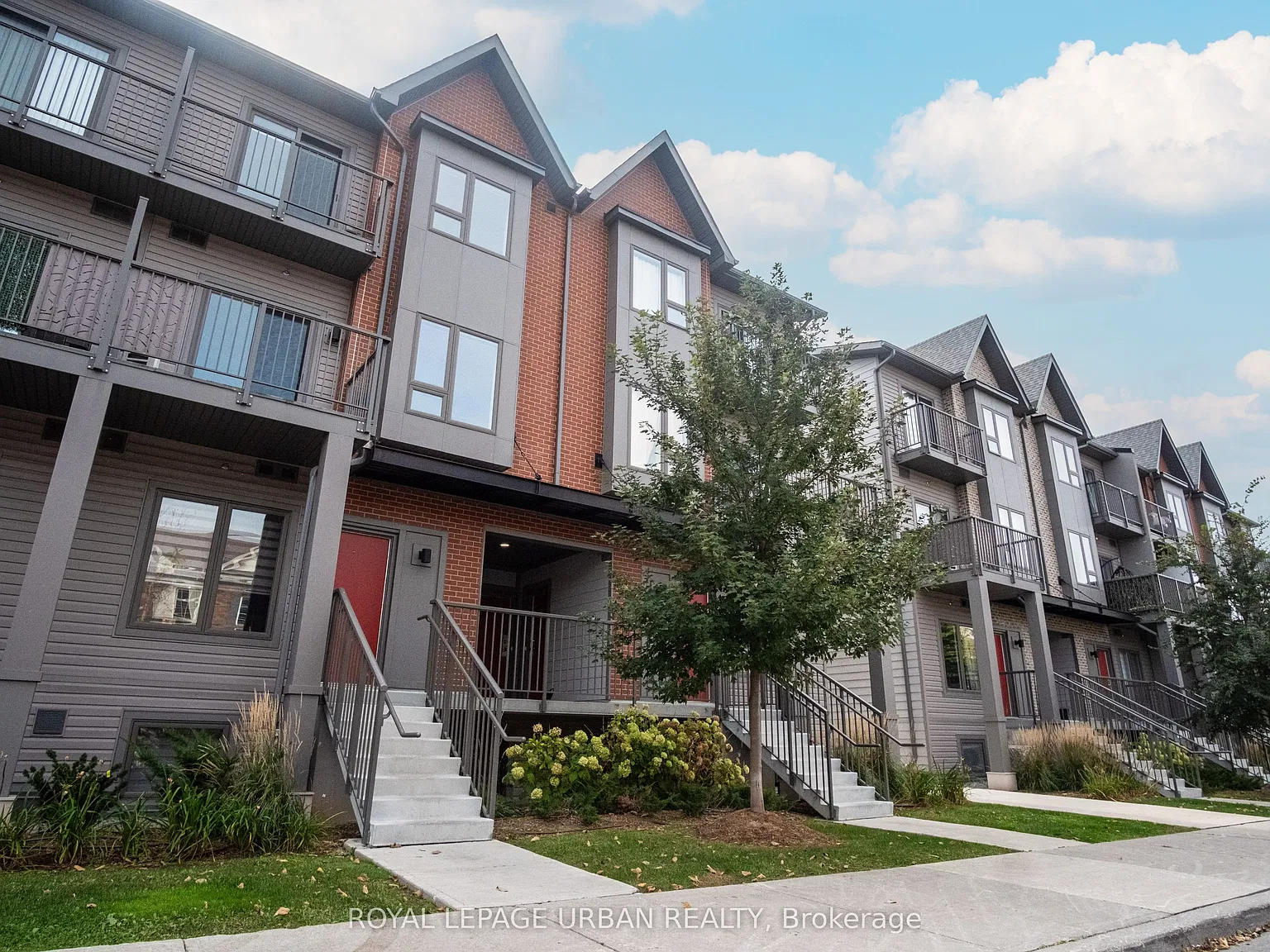 2 bed, $2,550 — Photo 1