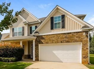 917 Piedmont Dr, Locust Grove, GA 30248