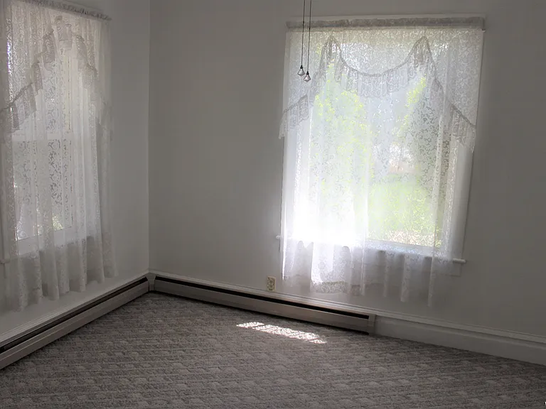 205 N Main St — Photo 8