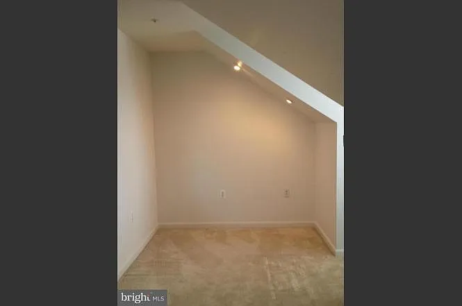 Orchard Green Ct — Photo 3