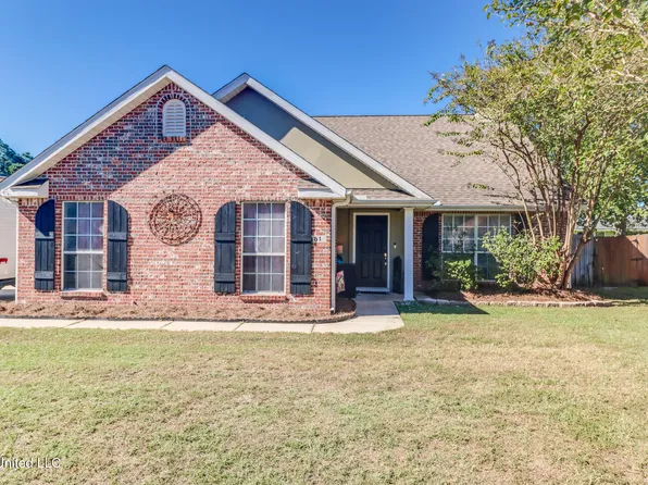 451 Pinecrest Cir, Long Beach, MS 39560
