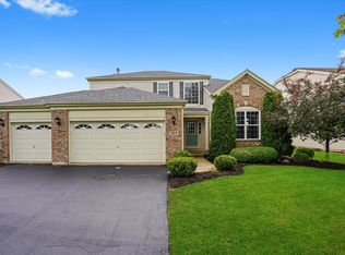 324 Fieldstone Dr, Woodstock, IL