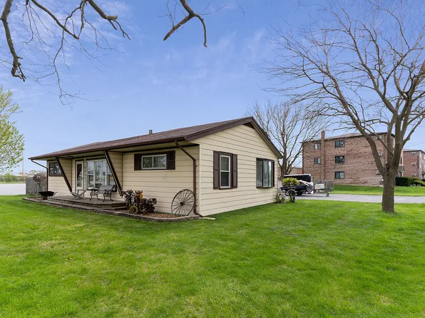 4657 Midlothian Tpke, Crestwood, IL 60418