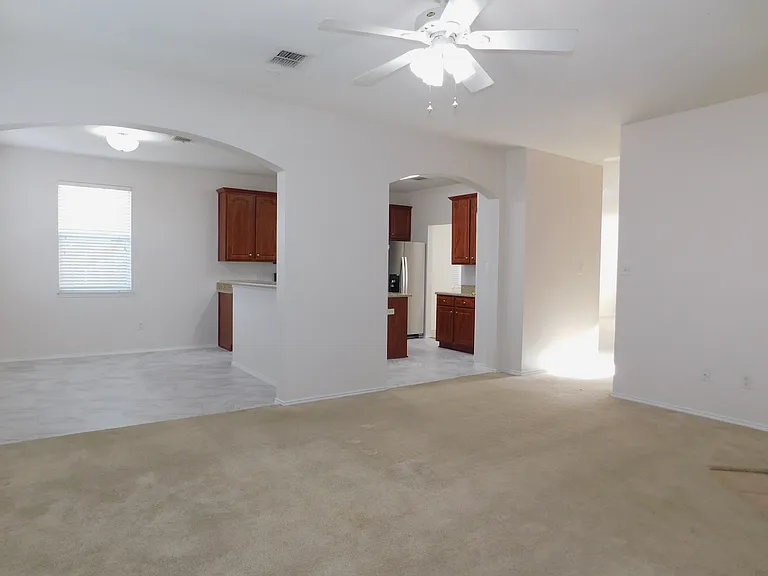 2701 Clark Dr — Photo 8
