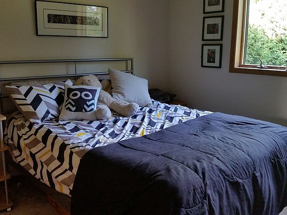 2nd upstairs bedroom