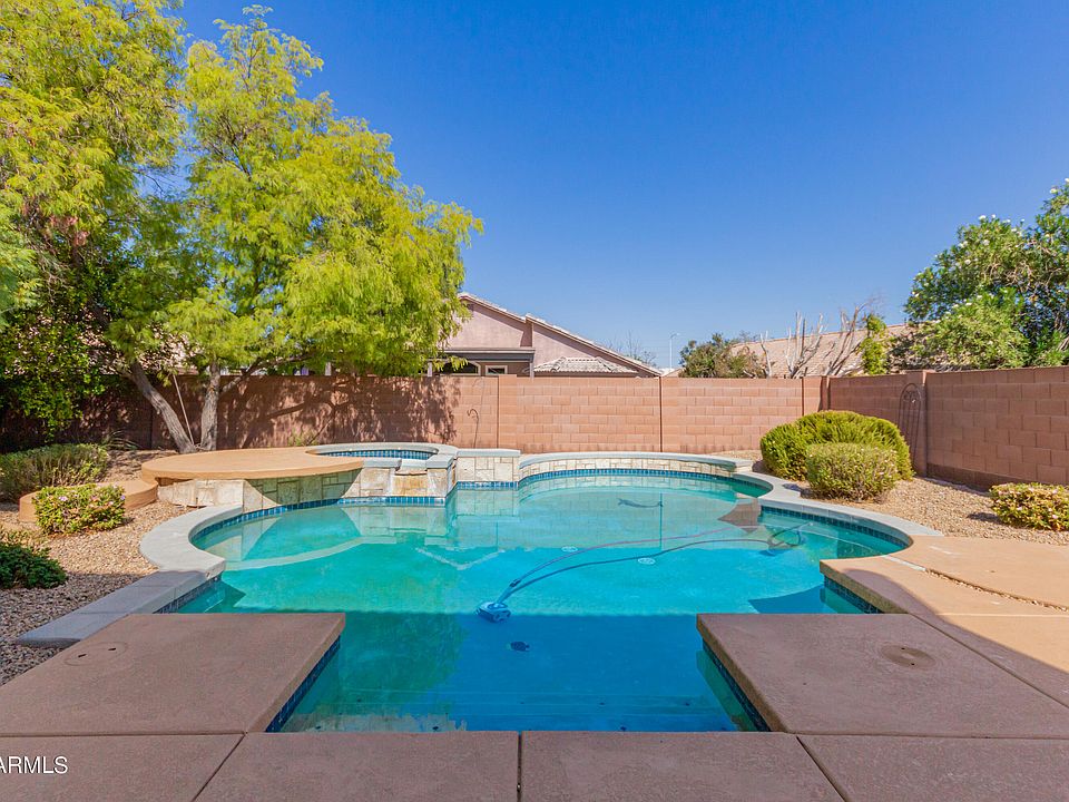 1st image of 656 W MINTON Drive