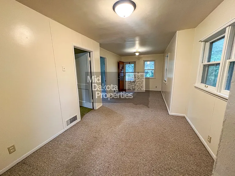 618 S Edmunds St — Photo 3