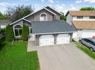 78 E Dunning Cres, Red Deer, AB T4R 2G3