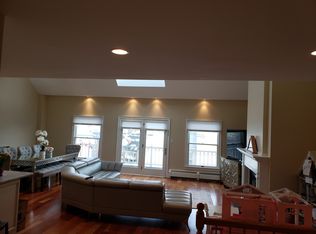 101 Shearwater Ct E APT 64, Jersey City, NJ 07305