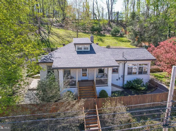 59 Baltimore St, Glen Rock, PA 17327