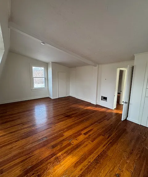 1044 Rosemont Ave — Photo 19