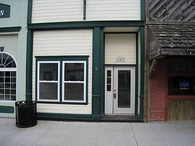 2nd image of 107 N Main St