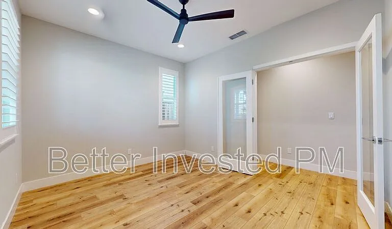 1437 Oak Cir — Photo 17