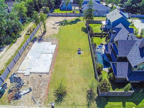 3rd image of 4506 Sweet Madeline Ln